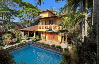 Casa de luxo em condomínio na granja viana, cotia-sp: 4 quartos, 1 suíte, 3 salas, 4 banheiros, 4 vagas, 342,87m². venha conferir!