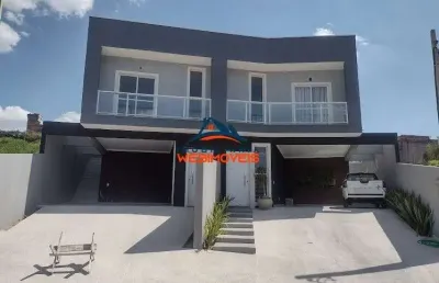 Casa em condomínio à venda em cotia-sp - 3 quartos, 2 suítes, 2 salas, 2 banheiros, 4 vagas de garagem - jardim rio das pedras - 157m²