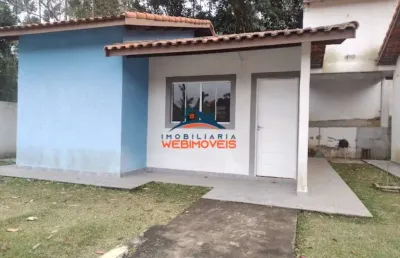 Casa à venda em condomínio fechado  imóvel com:- 2 dormitórios- sala de estar-sala de jantar- cozinha- área de serviço- lavabo- 2 banheiros- quintal.