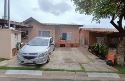 Casa em condomínio à venda em vargem grande paulista-sp, no parque do agreste, com 2 quartos e 2 vagas de garagem!