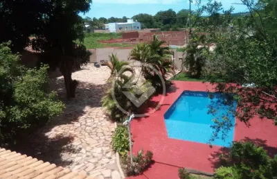 Casa com 3 quartos para alugar na Cidade Das ÁGuas, S/N, Centro, Hidrolândia