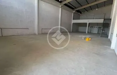 Barracão / Galpão / Depósito para alugar na Avenida Pérola, sn, Residencial Park Solar, Goiânia