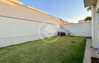 Casa em condomínio fechado com 3 quartos para alugar na Rua JV 22, sn, Residencial Condomínio Jardim Veneza, Senador Canedo