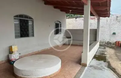 Casa com 3 quartos para alugar na 103, 00, Jardim Tropical, Aparecida de Goiânia