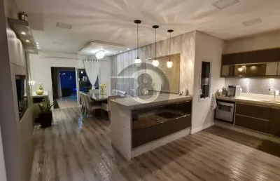 Casa com 3 quartos à venda na Rua Pedro Fernandes, Carianos, Florianópolis