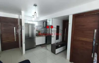 Apartamento em  tambaú a 2 quadras mar , próximo a comércios.