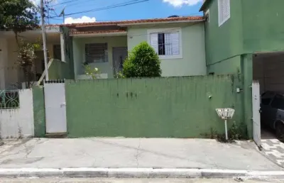 Casa com 2 quartos à venda na rua mataripe, 185, cidade dutra, são paulo por r$ 700.000