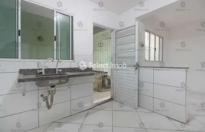 Casa em condomínio fechado com 1 quarto para alugar na Rua do Britador, --, São João, Mauá