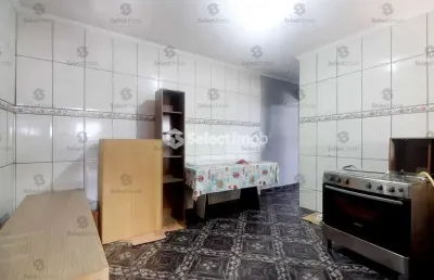 Casa com 2 quartos para alugar na Rua Catalão, --, Jardim Oratório, Mauá