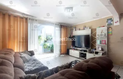 Casa com 4 quartos à venda na Rua Curaça, --, Parque das Américas, Mauá