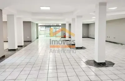 Salão comercial de alto padrão para locação em americana-sp, bairro paraíso: 2 salas, 6 banheiros, 480m² de área.