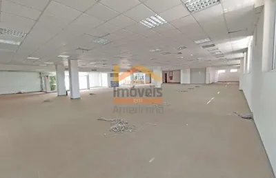 Salão comercial 1000m² disponível para locação no centro de santa bárbara d'oeste com 1.000m² de área útil.