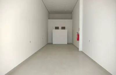 Salão 68m² para locação no bairro dona regina em santa bárbara doeste sp r$  2.200,00