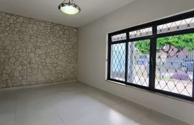 Casa comercial para locação no centro de americana-sp: 5 salas, 2 banheiros, 180m² de área. venha conferir!