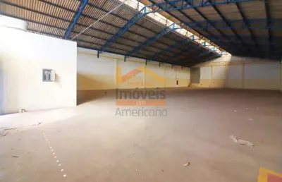Salão industrial de 1.000m² com doca para caminhões em condomínio fechado com portaria 24 hs r$ 9.700,00