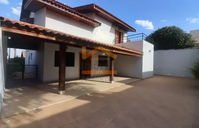 Casa de luxo para venda ou locação em americana-sp, parque novo mundo: 3 quartos, 1 suíte, 4 banheiros, 4 vagas, 279m².