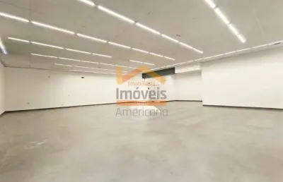 Salão comercial de alto padrão em americana-sp, bairro são vito: 5 salas, 3 banheiros, 16 vagas, 295m²!