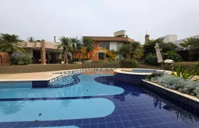 Casa de alto padrão no vale das paineiras: 5 quartos, 5 suítes, 3 salas, 7 banheiros, 4 vagas de garagem, 750m² - americana-sp.