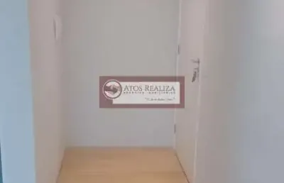 Alugo excelente  apartamento... contem 2 dorm todos com planejados...sala de estar e de jantar integrada... cozinha com planejados...lavanderia com planejados...1 banheiro...o condomínio oferece... pi