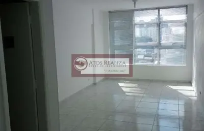 Sala comercial para locação no largo 13 de maio santo amaro. valor de oportunidade, r$ 2.000, já incluso condominio e iptu, com 1 vaga degaragem.