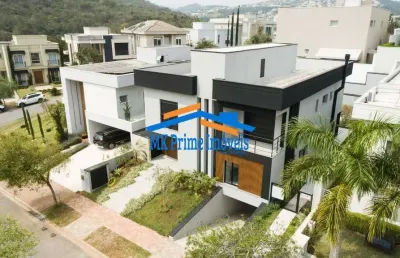 Linda casa em condomínio  525,48 área construída no residencial genesis 1