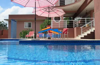 Jd colonial - nova, moderna, 4 suítes e 7 vagas cobertas!
