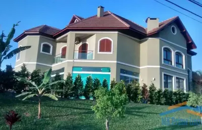 Sobrado aldeia da serra - condomínio morada dos lagos.
