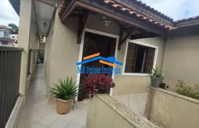 Casa ampla com 3 dormitórios (1 suíte) e salão de festas - novo osasco.