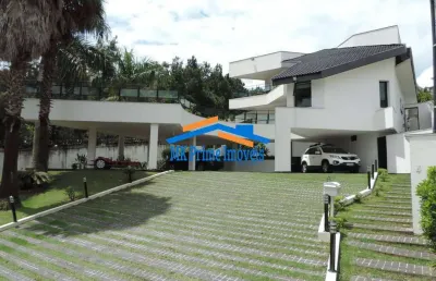 Casa em condomínio  2400m² com 4 suítes no resisdencial 4 para locação