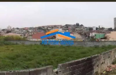 Terreno 3.000m² com 2 frentes para 2 ruas - ótimo para empreendimento.