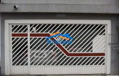 Excelente sobrado com 200m², com 5 dormitórios, em quitaúna.
