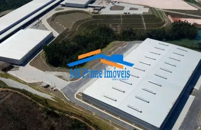 Galpão 6710m² fabril 4 docas- c/ portaria pé direito 10m², em cajamar/sp- p