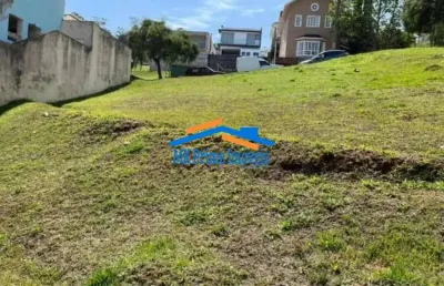 Terreno com 360m² em condomínio fechado. valville 1.