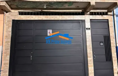 Excelente imóvel para 2 famílias ou para renda com salão comercial!