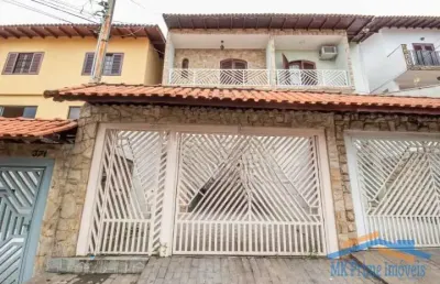 Excelente sobrado com 3 dorms sendo 1 suíte com sacada.