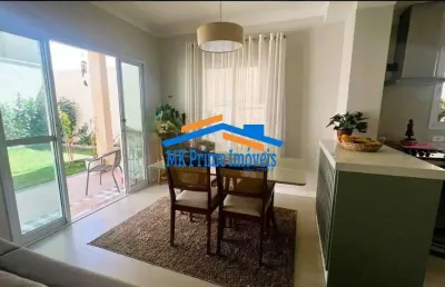 Casa a venda  em condomínio com 168m, 03 quartos na granja viana.