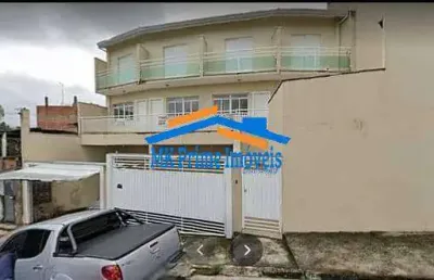 Excelente sobrado de condomínio com 2 dormitórios e 1 vaga de garagem.