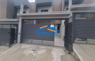 Sobrados novos sendo 2 suítes, 3 vagas no jd das flores.