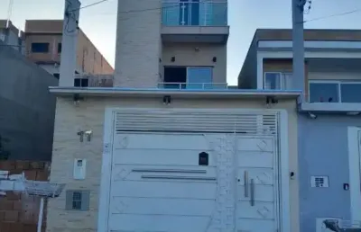 Sobrado com 3 dormitórios e 2 banheiros à venda, 205 m² - jandira.