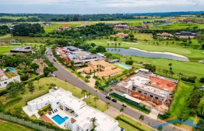 Casa em condomínio com 3.200m² sendo 5 dormitórios na fazenda da grama
