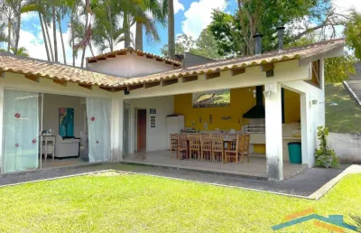 Casa em condomínio fechado com 3 quartos à venda na Rua Jacareí, Parque Dom Henrique, Cotia