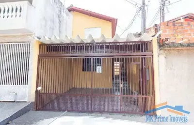Excelente sobrado com 3 dormitórios e 2 vagas de garagem.