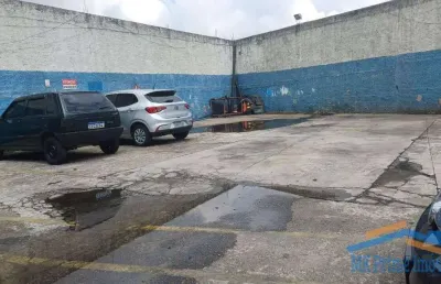 Terreno à venda na Avenida Dolores Lupiano Moioli, Veloso, Osasco