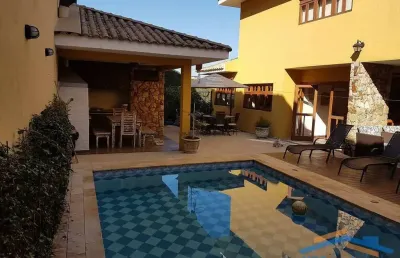 Casa à venda, 495 m² com 4 suítes, piscina, 8 vagas - parque dos príncipes.