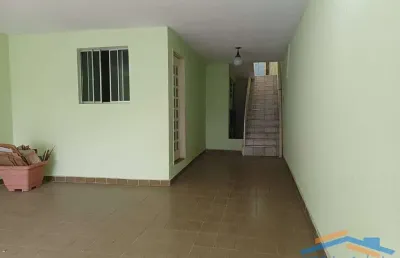 Casa assobradada no jardim bussocaba  212m² de área útil com área gourmet