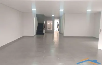 Sobrado à venda, 360 m² com 4 quartos e 7 banheiros  - v. yolanda