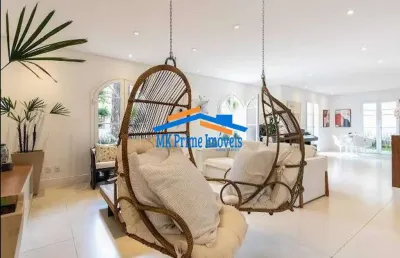 Exclusiva residência no condomínio villa fiume rosso - são paulo.