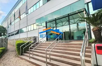 Prédio comercial com galpão e ampla área de terreno, tamboré, barueri/sp