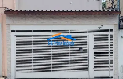 Ótima casa térrea com 150m²,  3 quartos e 2 vagas aceita financiamento.