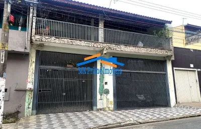 Excelente sobrado 3 quartos sendo 1 suíte 4 vagas com móveis planejados.
